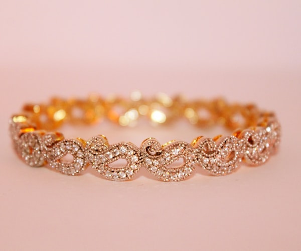Gold jewellery buyers in Chennai - necklaces, earrings, rings and pendants